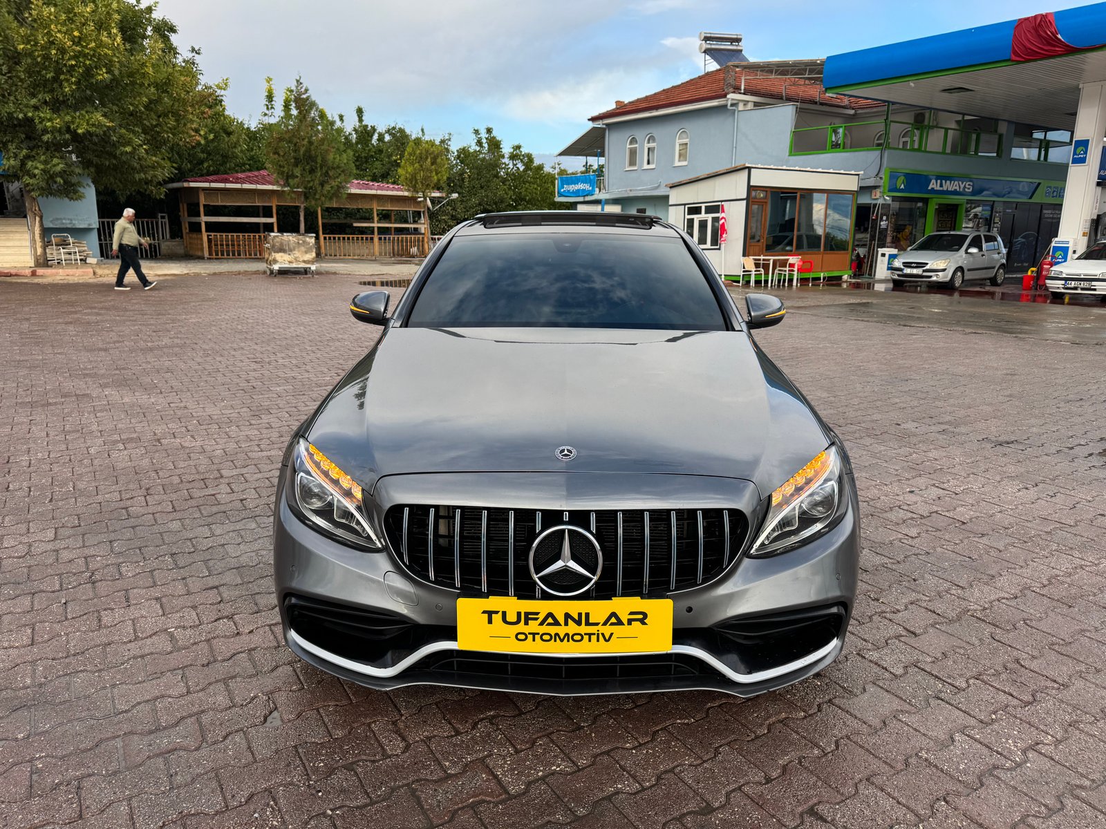 Mercedes-Benz C200d AMG 2018 fotoğraf 1