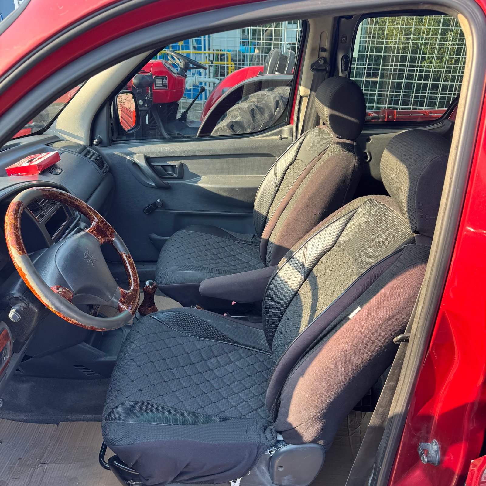 Peugeot Partner 1.9 D 2002 fotoğraf 9