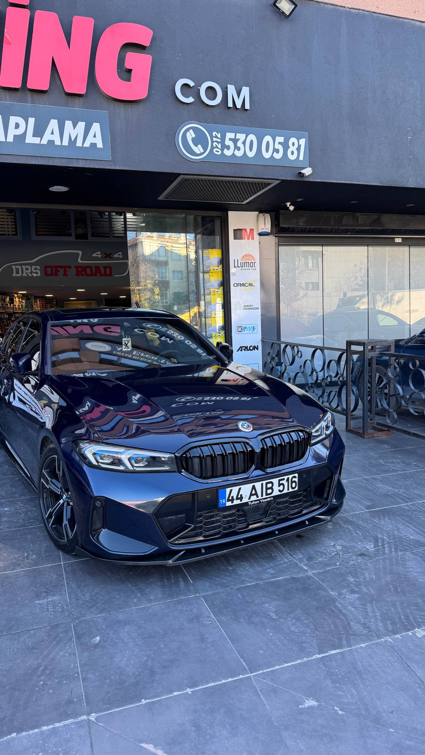 BMW 320i 50th Year M Edition 2022 fotoğraf 19