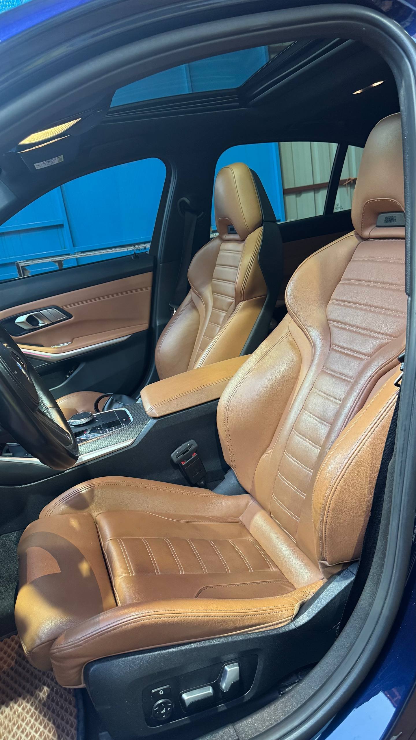 BMW 320i 50th Year M Edition 2022 fotoğraf 2