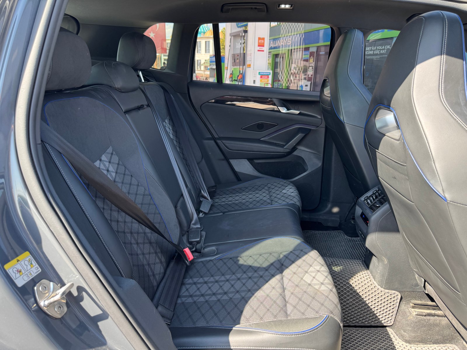 Volkswagen Tiguan 2024 fotoğraf 11
