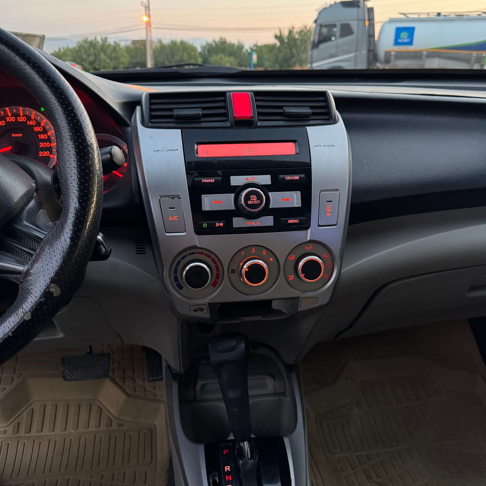 Honda City 1.4 LS 2009 fotoğraf 8