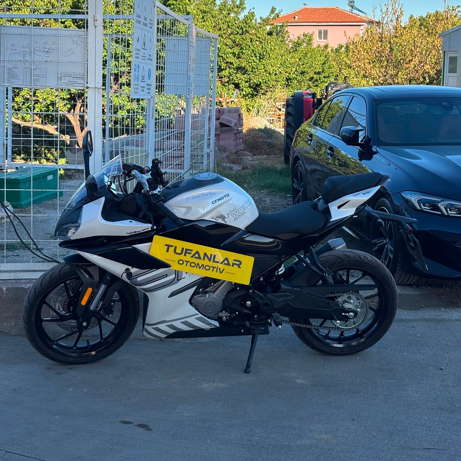 CFmoto 250 SR 2026 fotoğraf 1